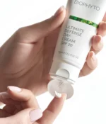 Ultimate Defense Day Cream SPF 20 - Imagen 2